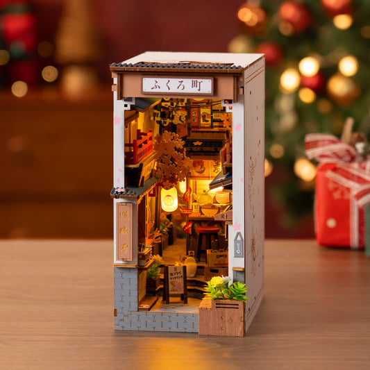 Book Nook 3D Sakura Wine Alley – Kit DIY Décoratif